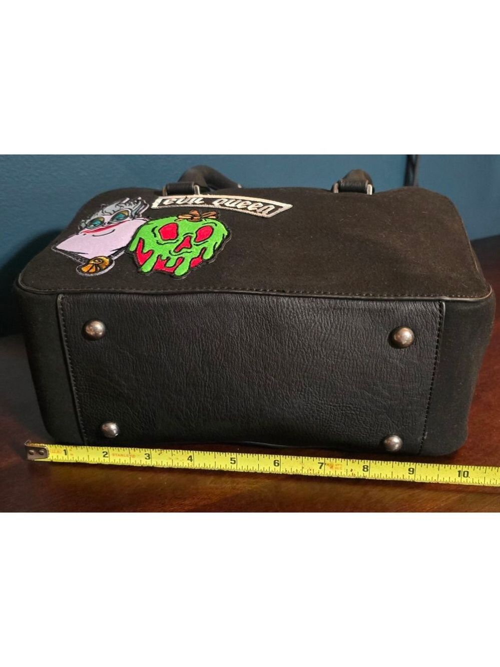 Loungefly Disney Villains Crossbody - Picture 8 of 8